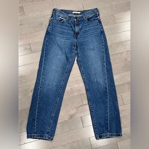 Levi’s Classic 94’s Baggy Straight Leg, Classic Blue Denim Barrel Jeans, 28